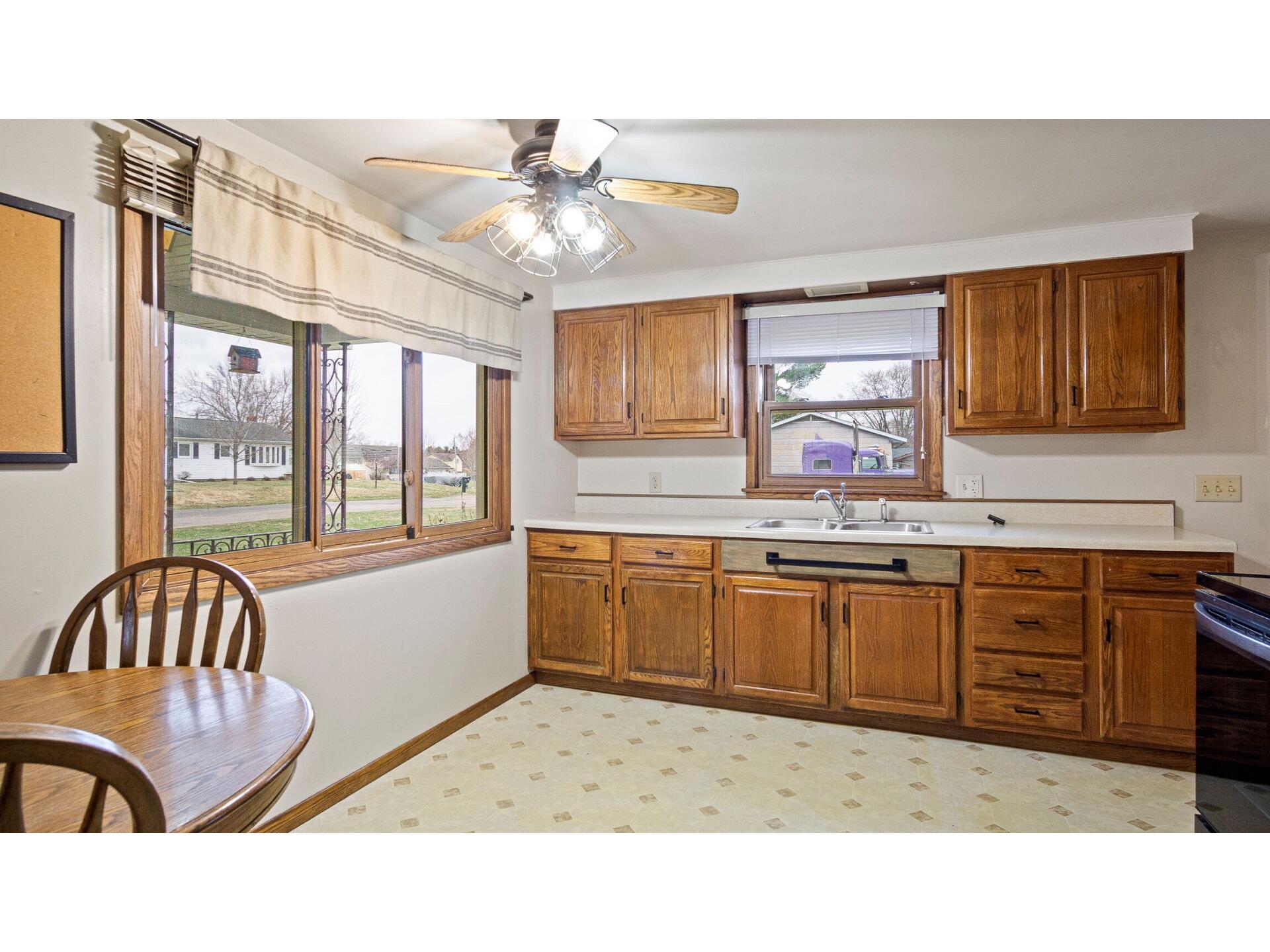 328 3rd Avenue Chippewa Falls WI 54729 1599931 image19