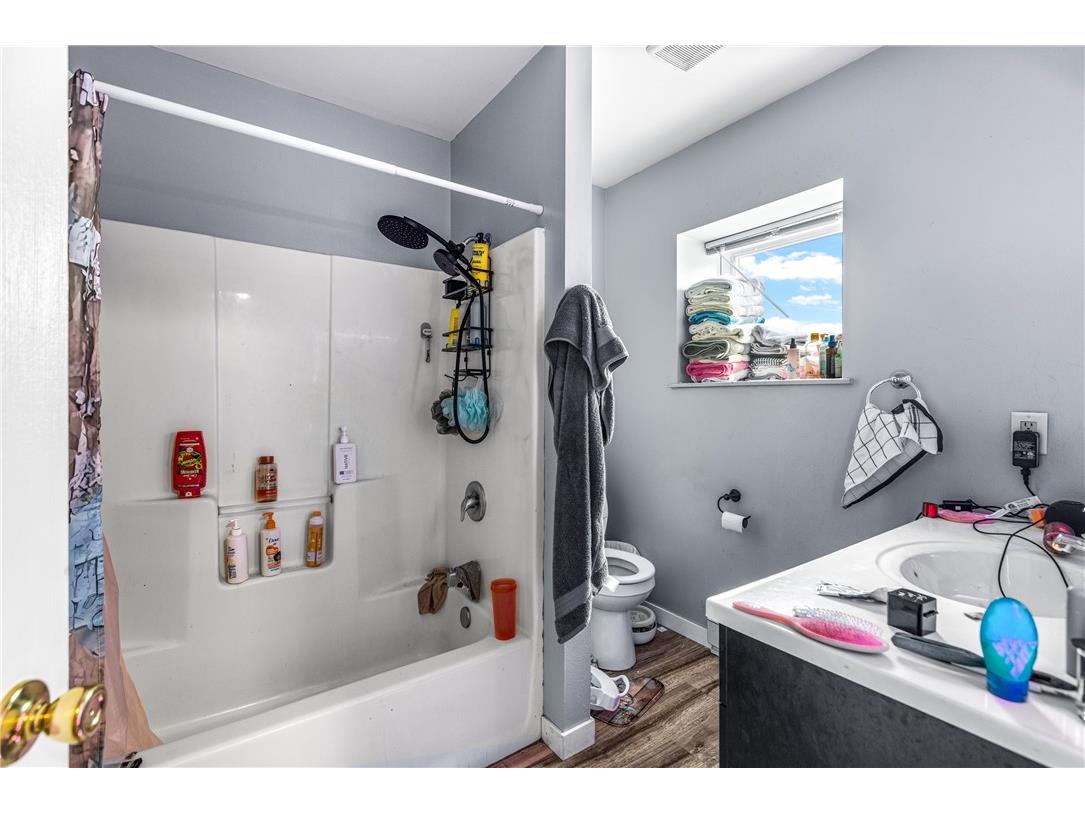 329 N. Main St Cadott WI 54727 1594867 image29