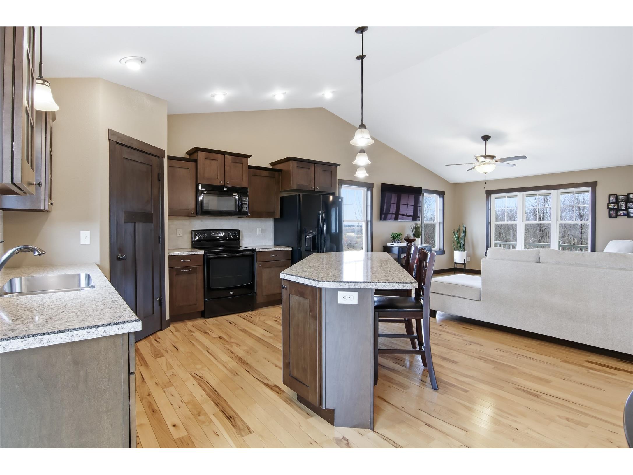 3302 County Farm Road Eau Claire WI 54703 1599671 image11