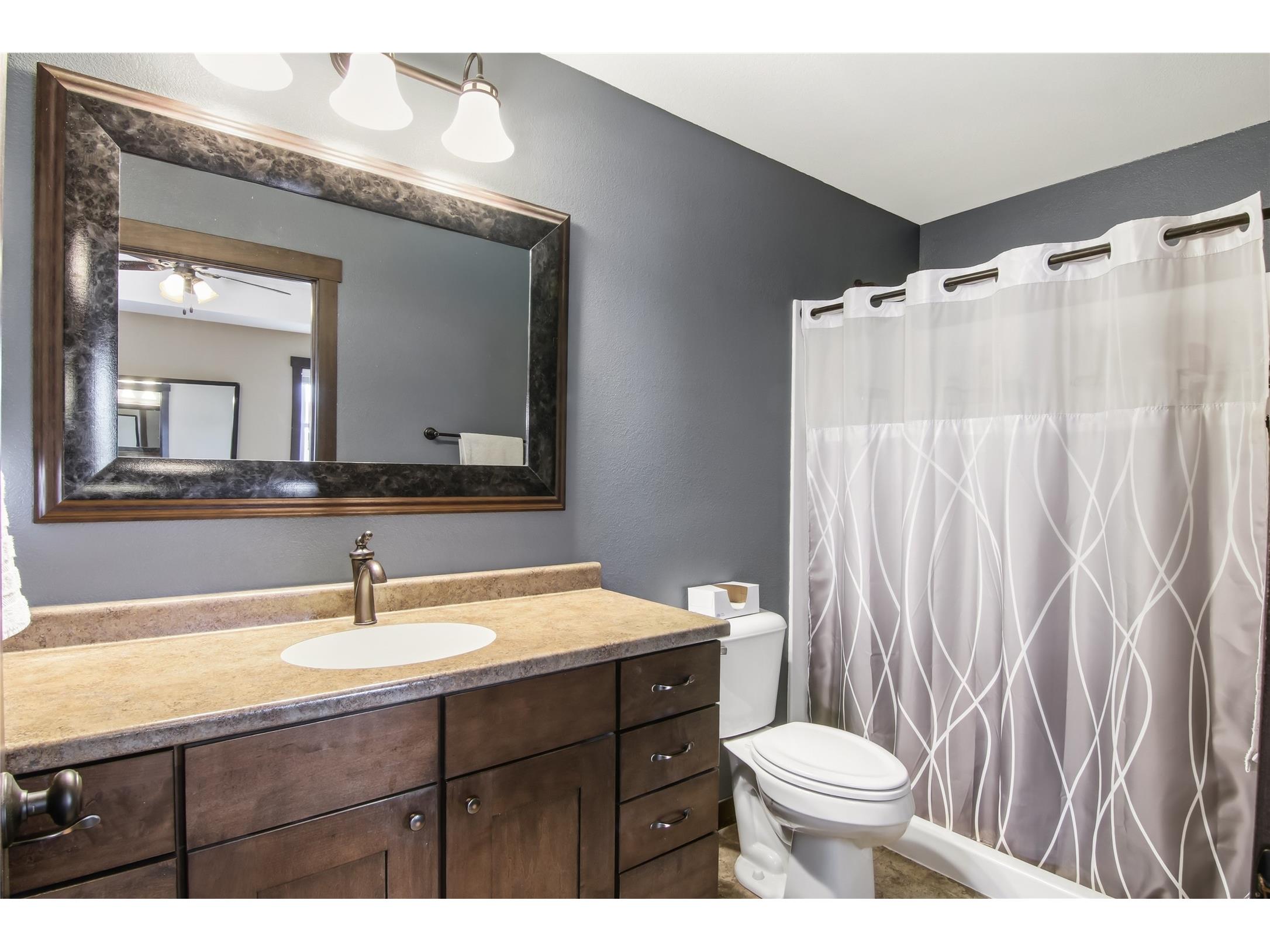 3302 County Farm Road Eau Claire WI 54703 1599671 image18