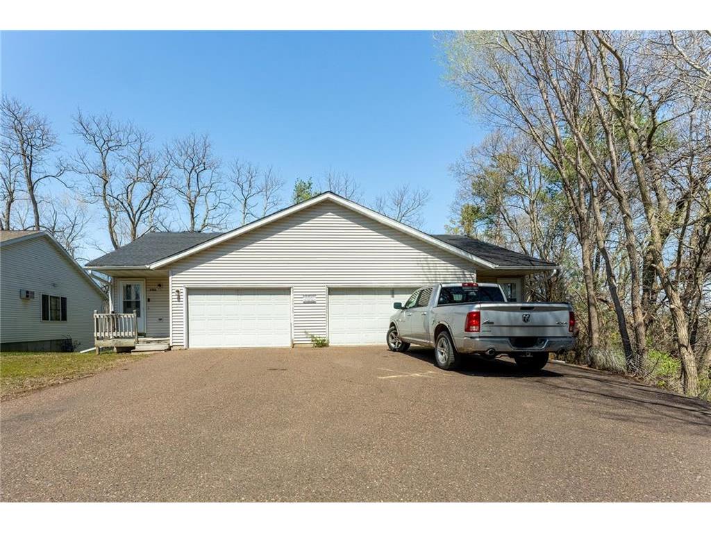 3304-06 Fenwick Avenue #1 & 2 Altoona WI 54720 1581354 image1