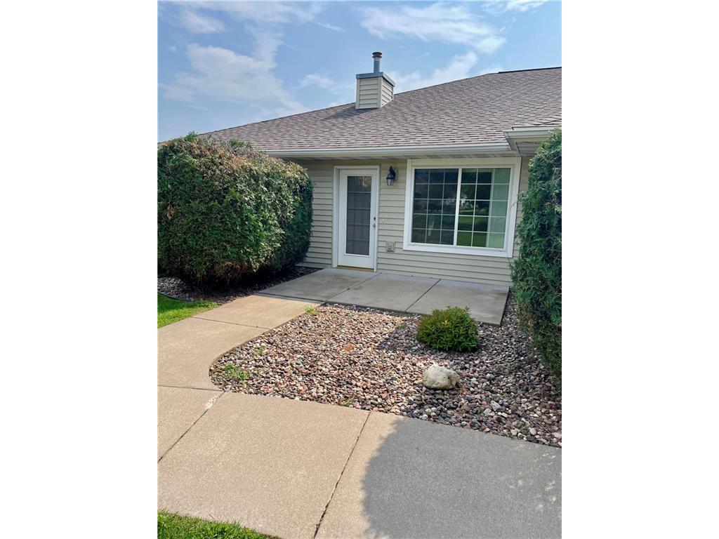 3312 S Robin Meadows Lane #3312 Eau Claire WI 54701 1575781 image1