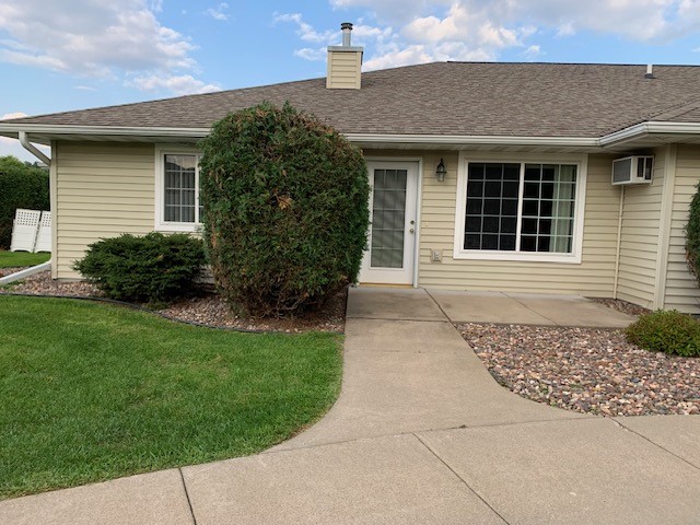 3312 S Robin Meadows Lane #3312 Eau Claire WI 54701 1599811 image1