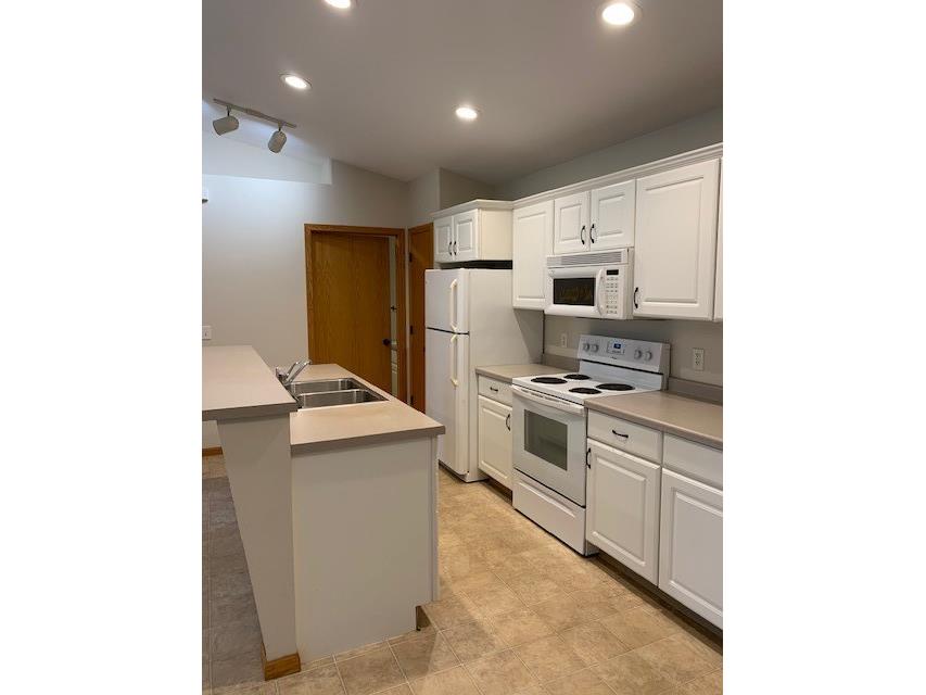 3312 S Robin Meadows Lane #3312 Eau Claire WI 54701 1599811 image6