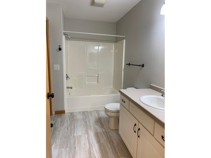 3312 S Robin Meadows Lane #3312 Eau Claire WI 54701 1599811 image8