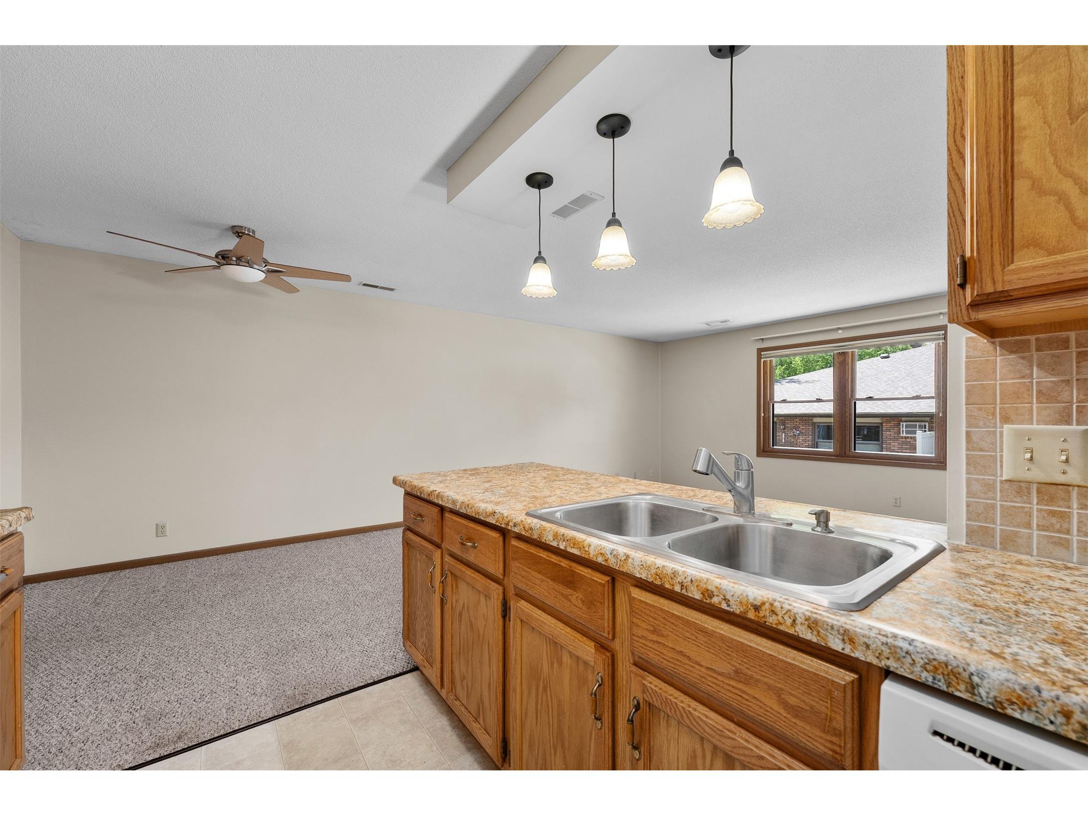 3319 Garner Street Eau Claire WI 54701 1600860 image13