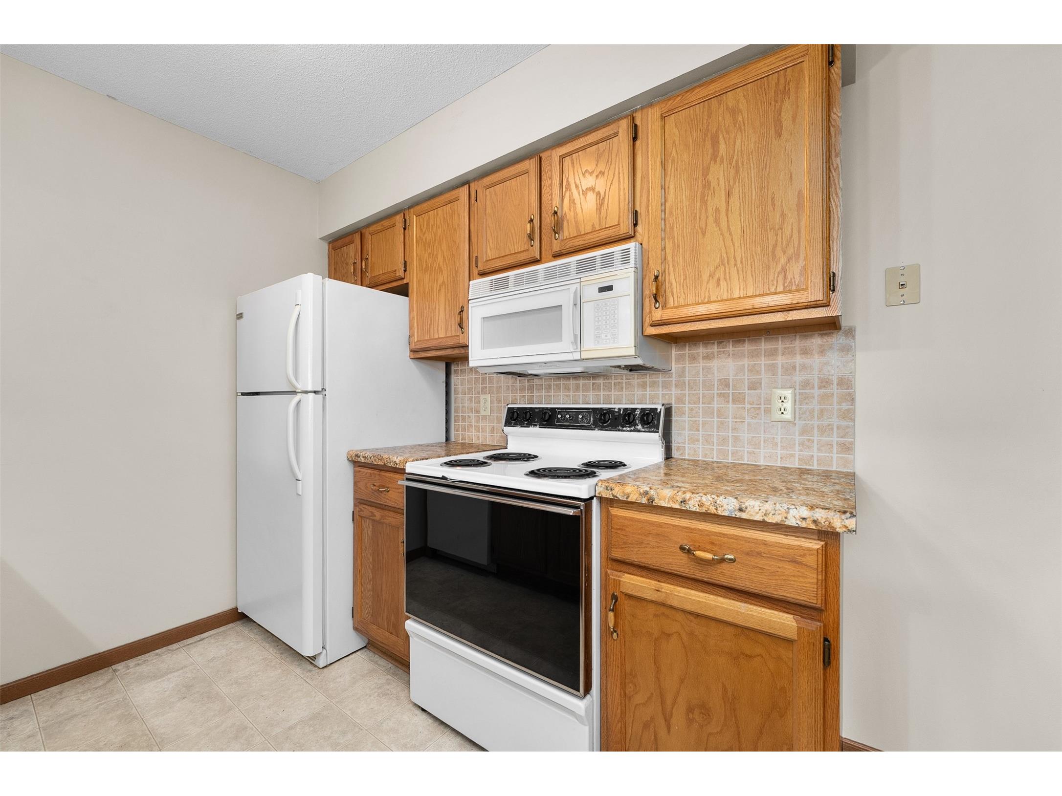 3319 Garner Street Eau Claire WI 54701 1600860 image14