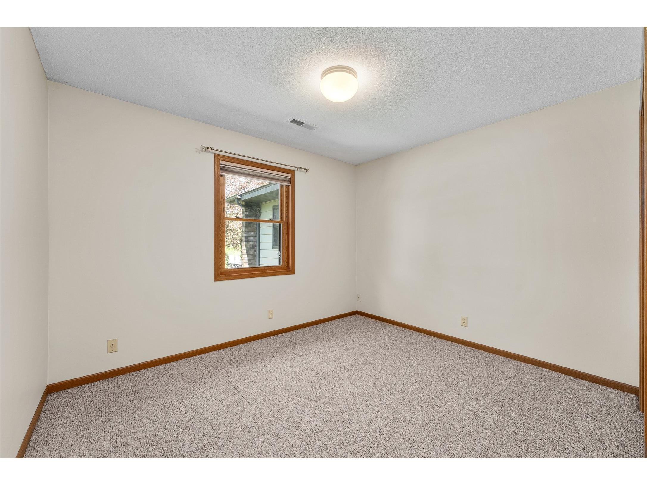 3319 Garner Street Eau Claire WI 54701 1600860 image18