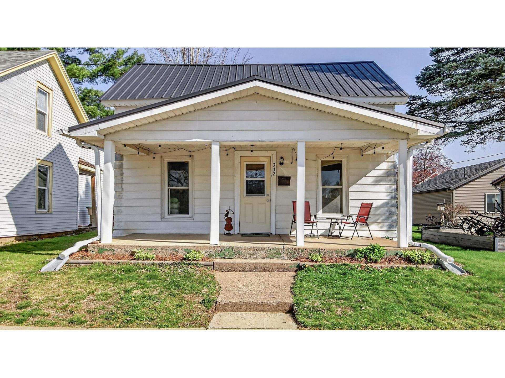 332 Dwight Street Chippewa Falls WI 54729 1600539 image1
