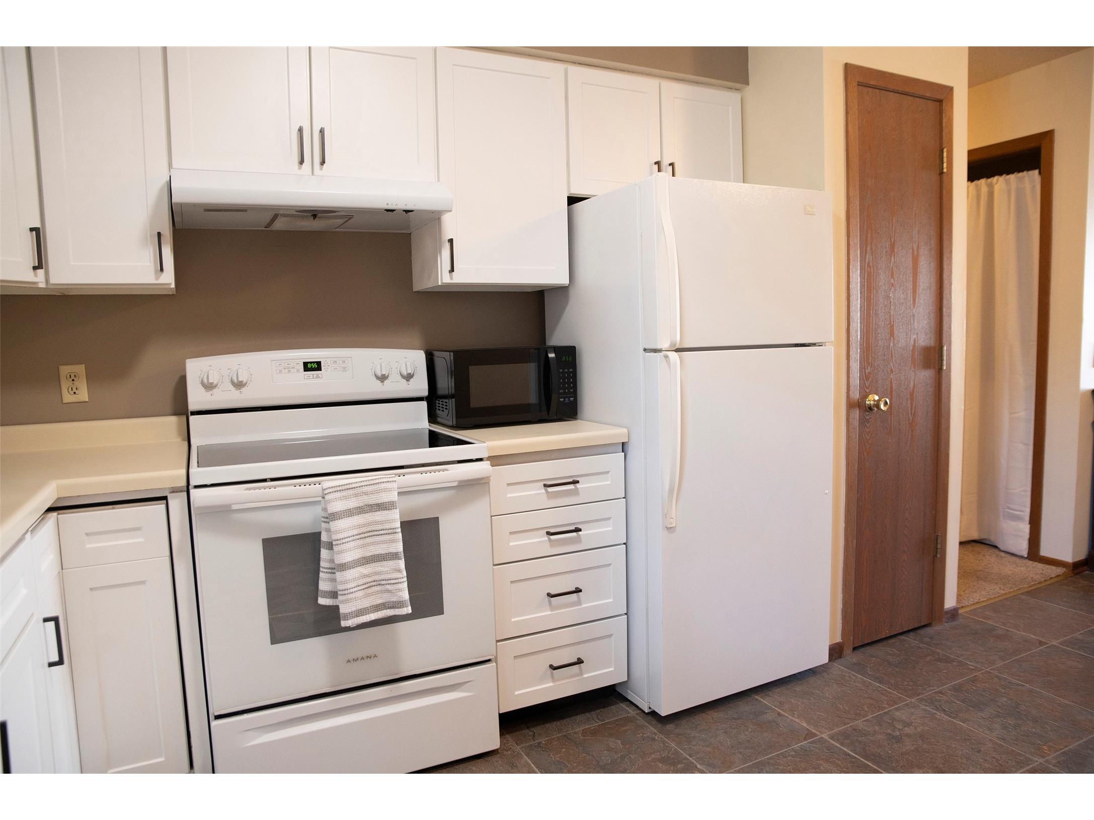 3320 Woodside Terrace #3 Altoona WI 54720 1599796 image4
