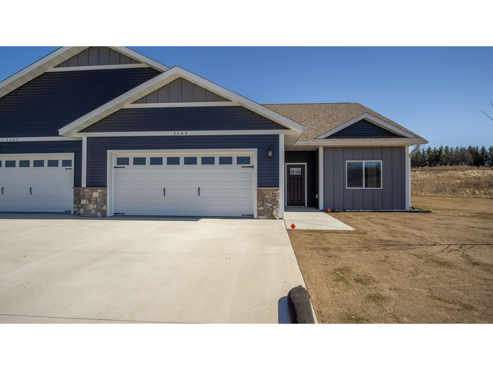 3327 Sunflower Lane Eau Claire WI 54703 1599780 image1