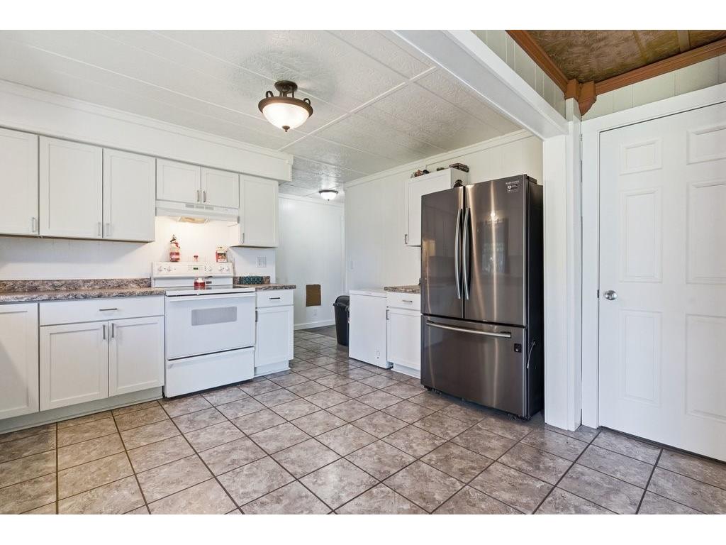 334 E 2nd Avenue Stanley WI 54768 1601715 image12