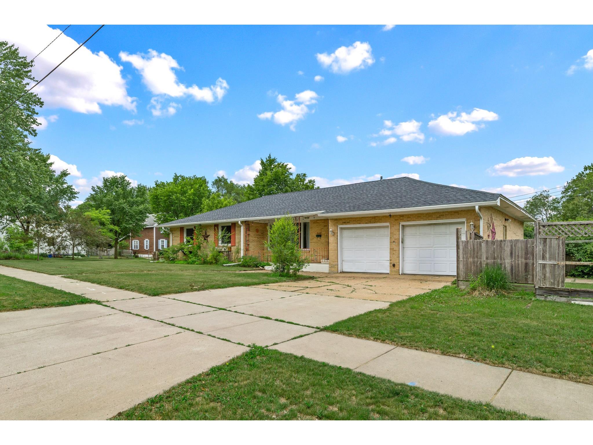 334 Margaret Street Eau Claire WI 54701 1602044 image2