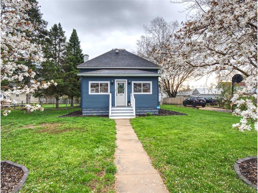 334 N Jackson Street, Mondovi, WI 54755 MLS 1572816 Edina Realty