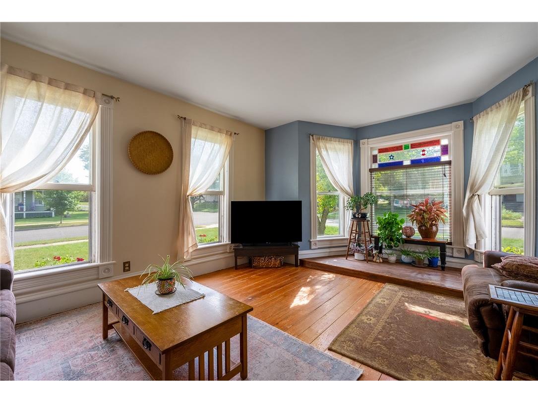 334 W Grand Avenue Chippewa Falls WI 54729 1595770 image10