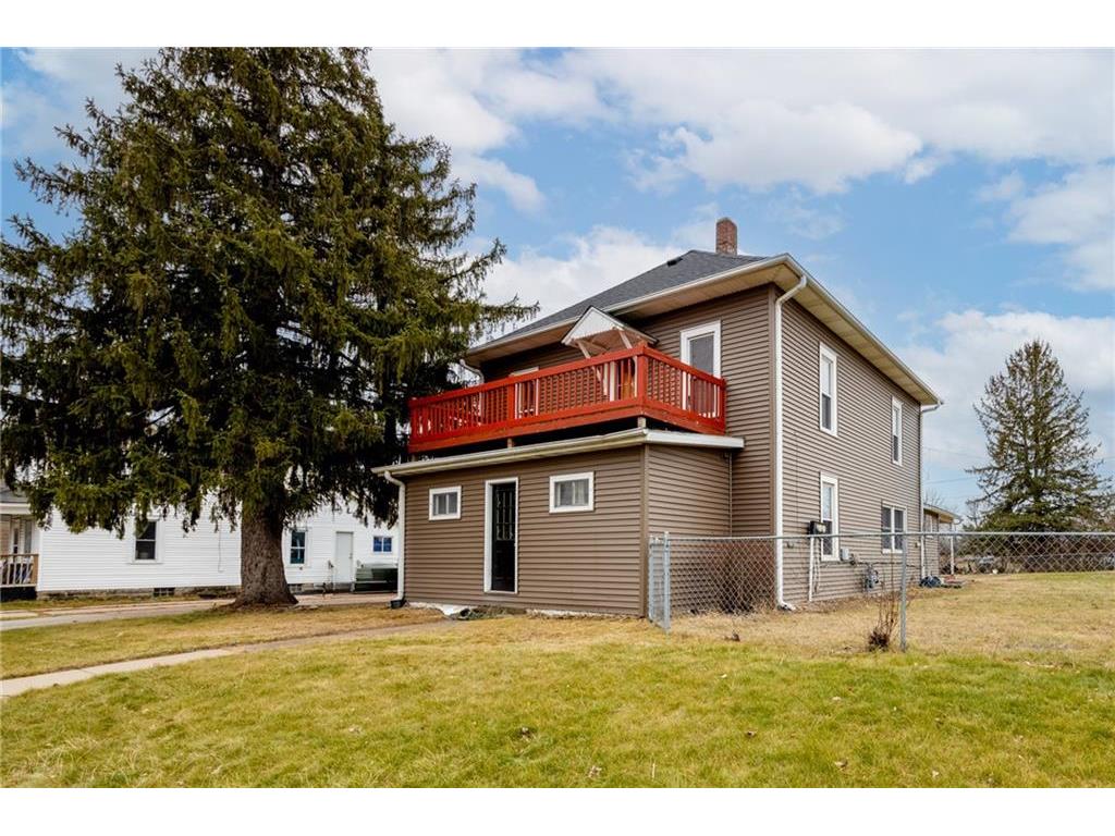 334 W Lincoln Avenue #1-2 Fall Creek WI 54742 1578880 image1