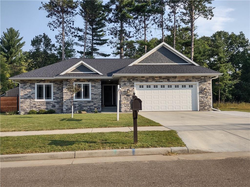3354 Forest Glen Court, Eau Claire, WI, 54701 MLS 1583939 Edina Realty