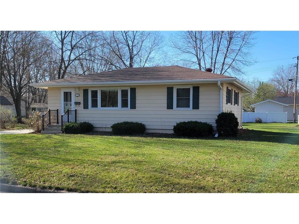 337 Portland Avenue Chippewa Falls WI 54729 1581133 image1