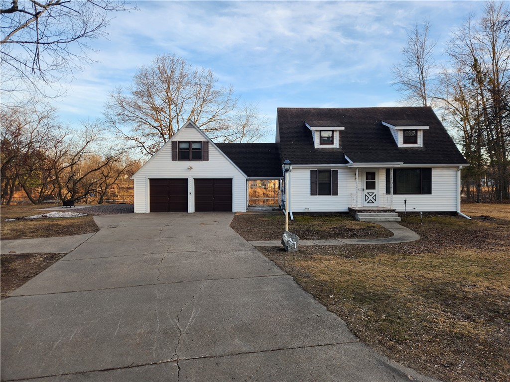 337 River Street Black River Falls WI 54615 - Black Lake 1589918 image1