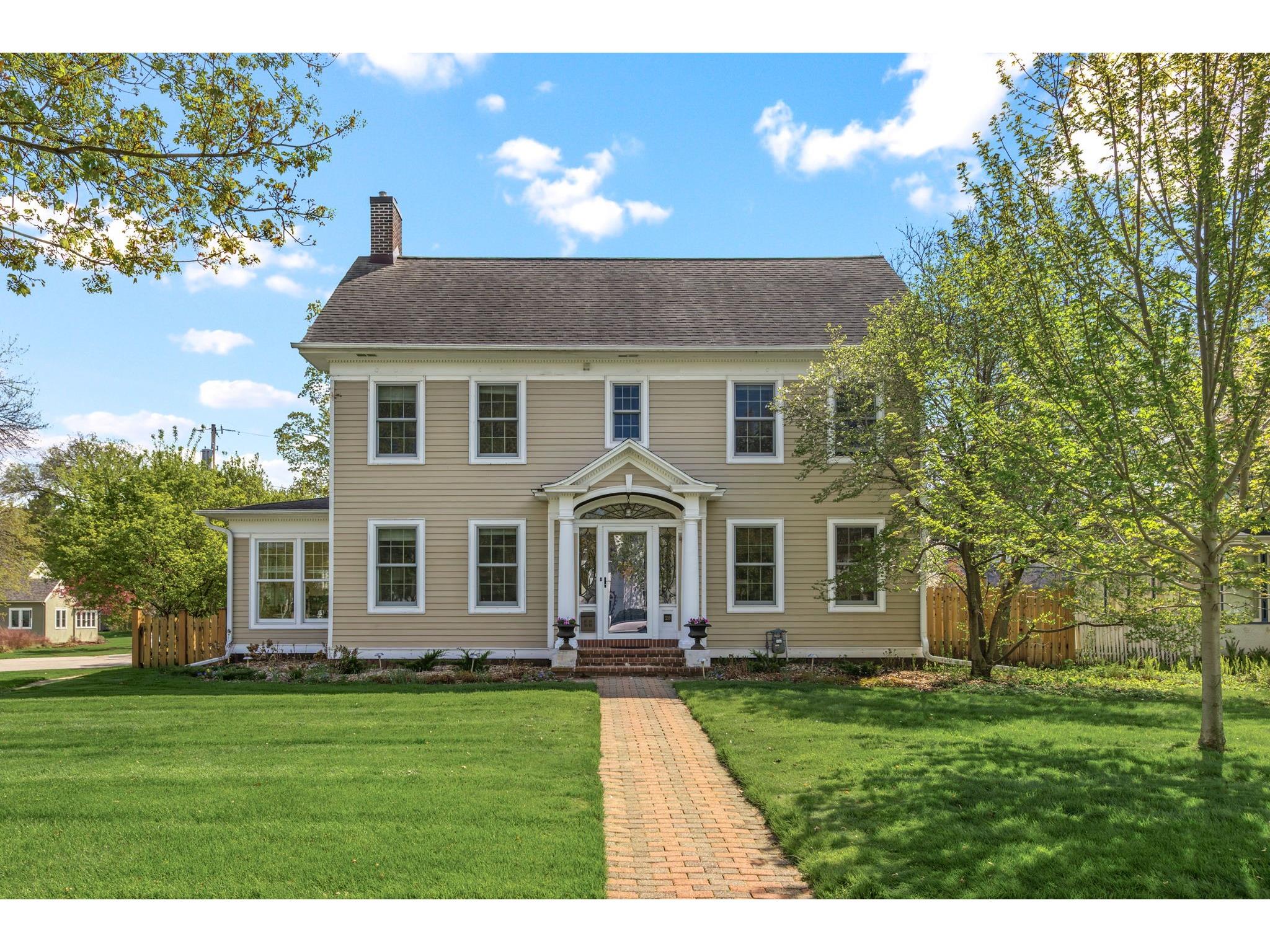339 Mckinley Avenue Eau Claire WI 54701 1600557 image1