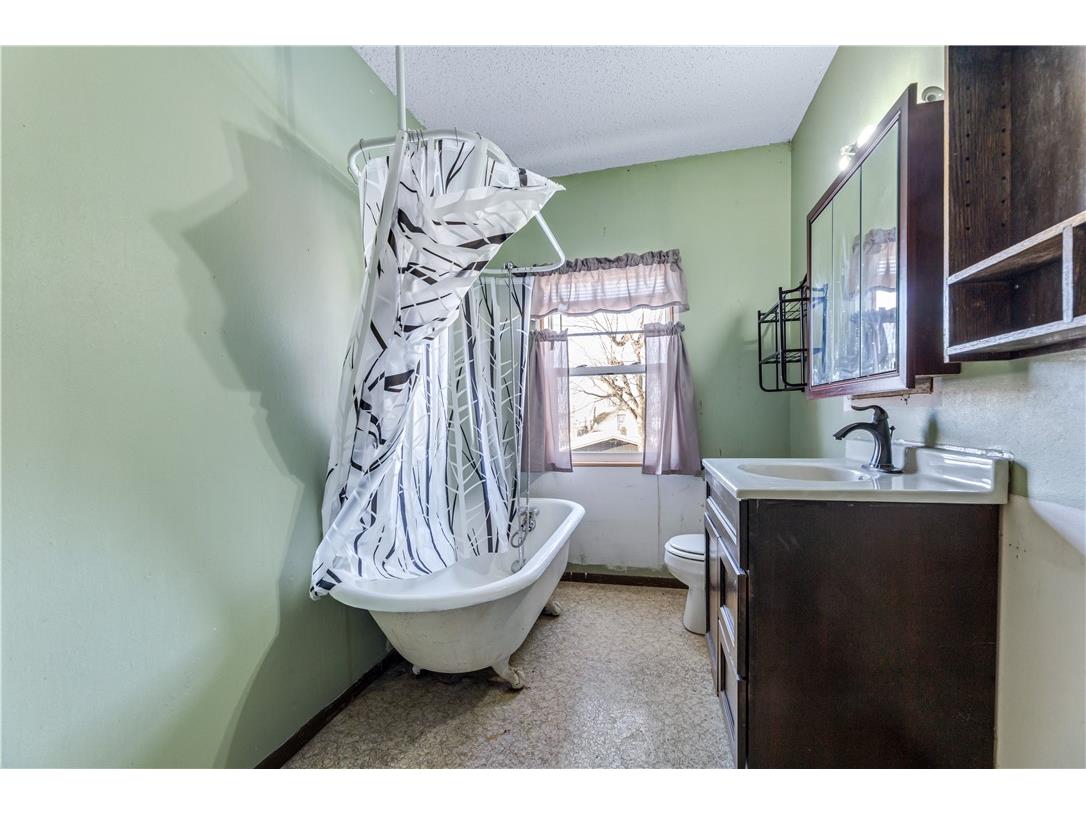 341 2nd Street Taylor WI 54659 1597548 image17