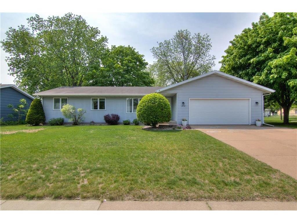 3438 Trimble Street, Eau Claire, WI 54701 MLS 1573510 Edina Realty