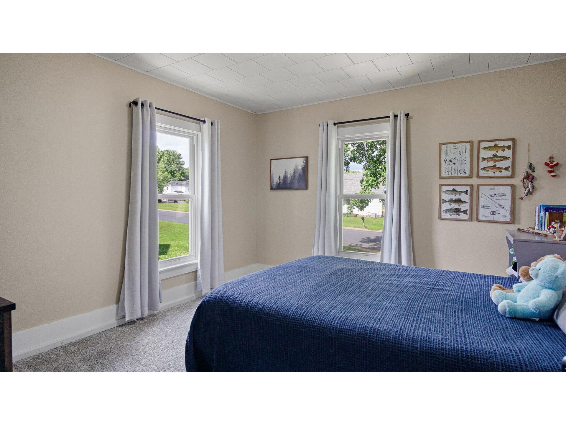 347 S Washington Street Mondovi WI 54755 1602387 image31