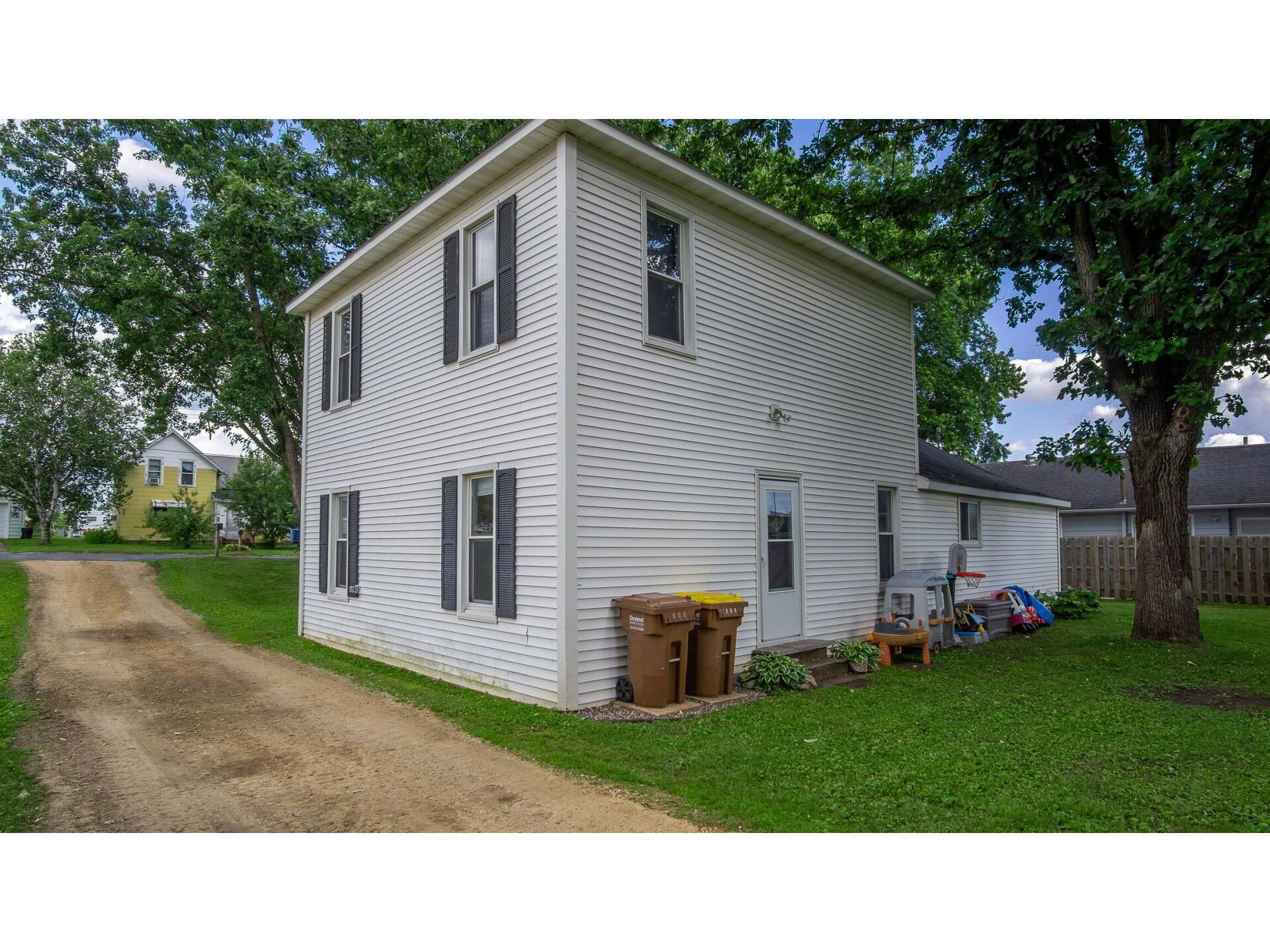 347 S Washington Street Mondovi WI 54755 1602387 image7