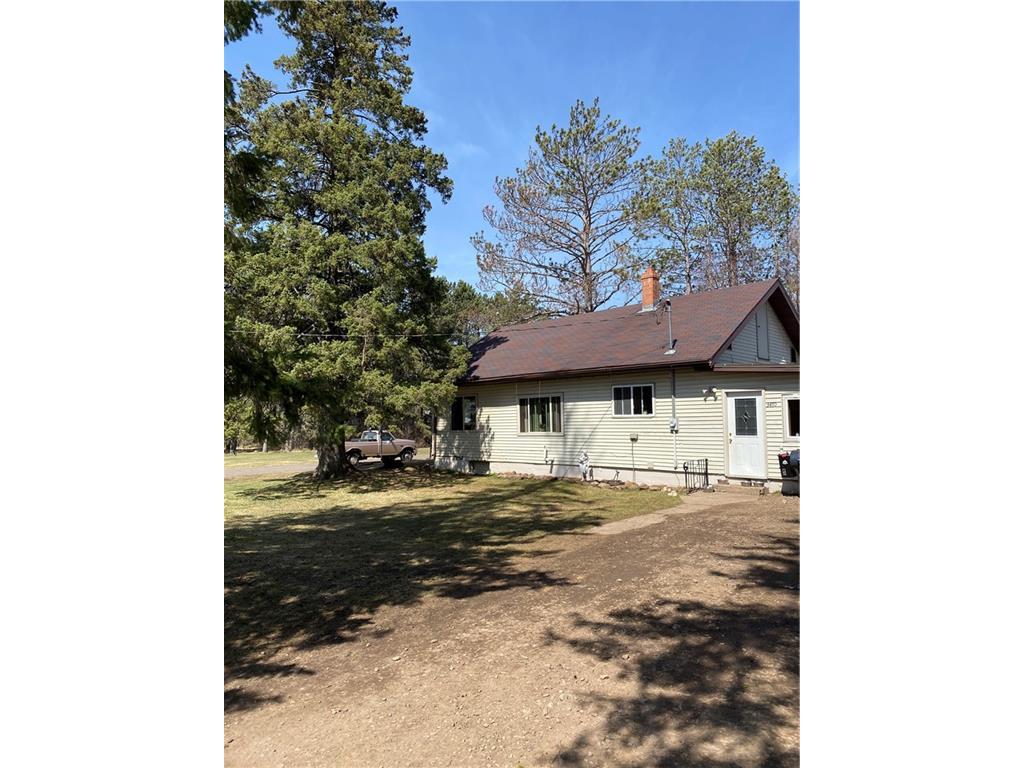 3470 W First Street Village, Loretta, WI, 54896 MLS 1500967 Edina