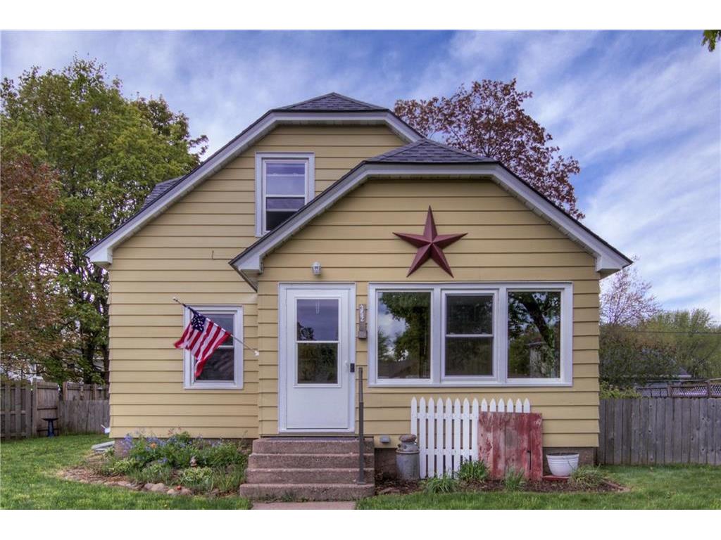 352 Maynard Street Chippewa Falls WI 54729 1581835 image1
