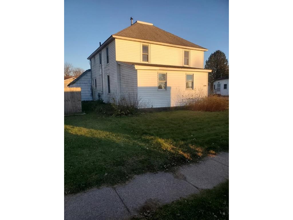 36180 Main Street #1 & 2 Whitehall WI 54773 1587369 image1