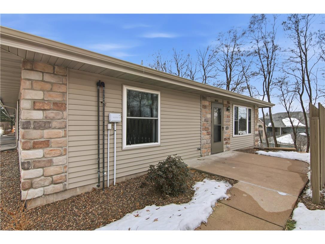3631 Oak Tree Lane #1 Eau Claire WI 54701 1598511 image1