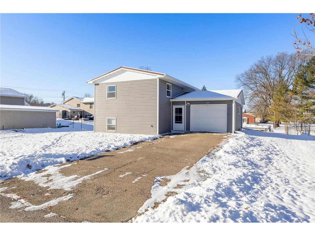 36389 Elm Street Whitehall WI 54773 1597350 image1
