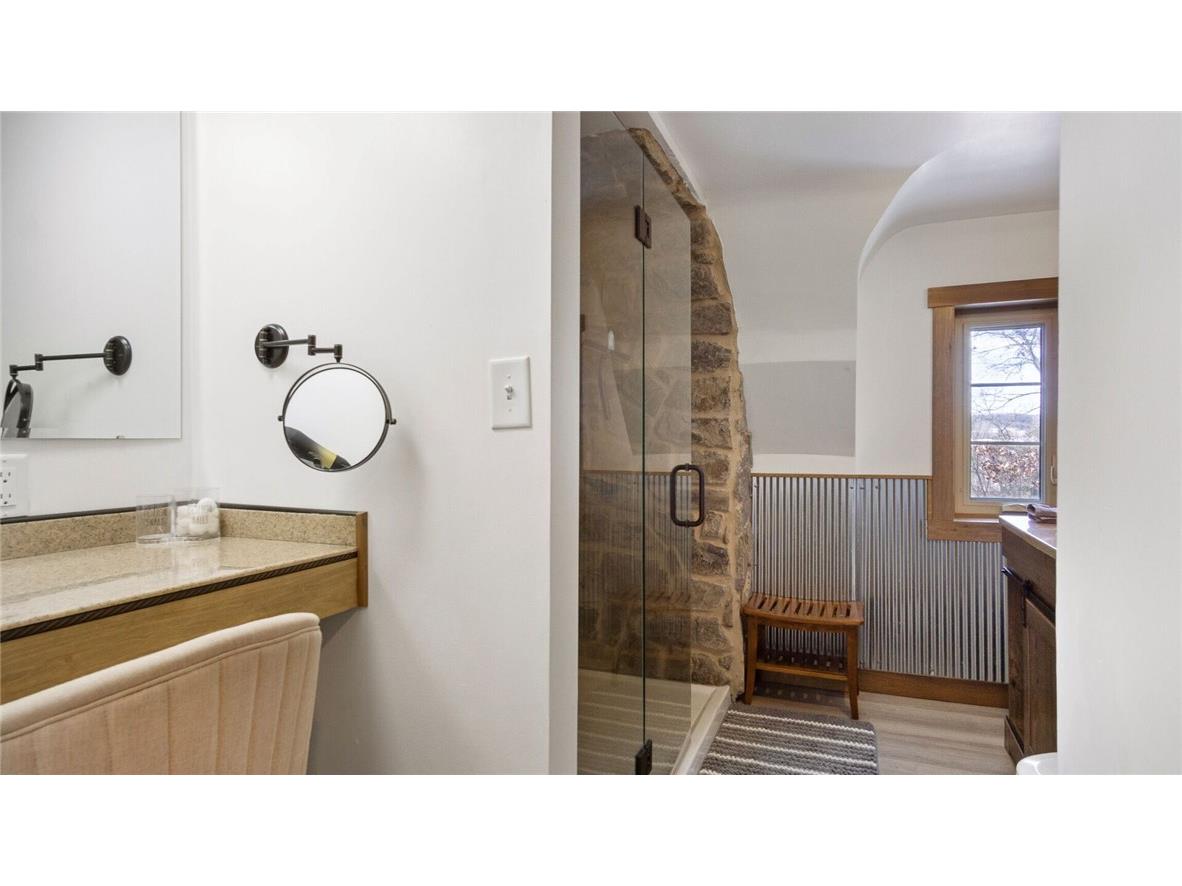 3701 E Clairemont Avenue Eau Claire WI 54701 - Otter 1598828 image47