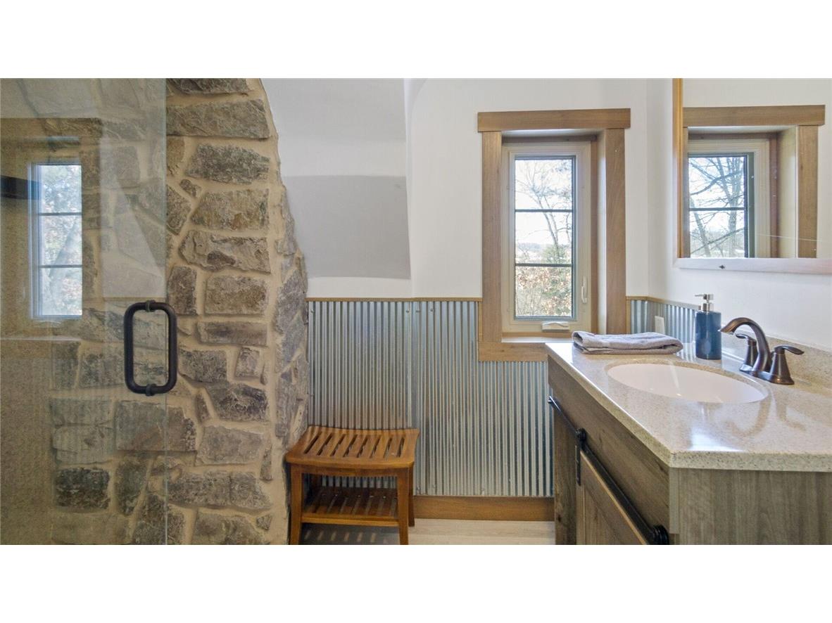 3701 E Clairemont Avenue Eau Claire WI 54701 - Otter 1598828 image48