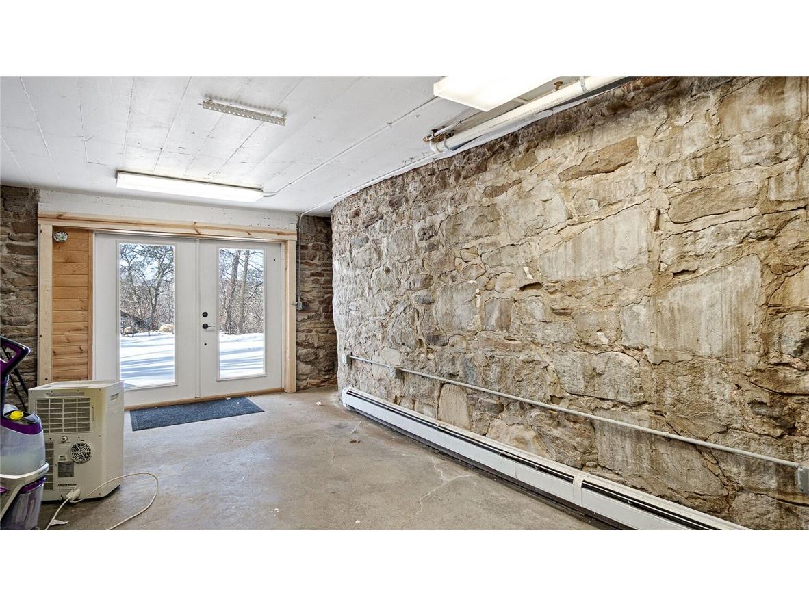 3701 E Clairemont Avenue Eau Claire WI 54701 - Otter 1598828 image57