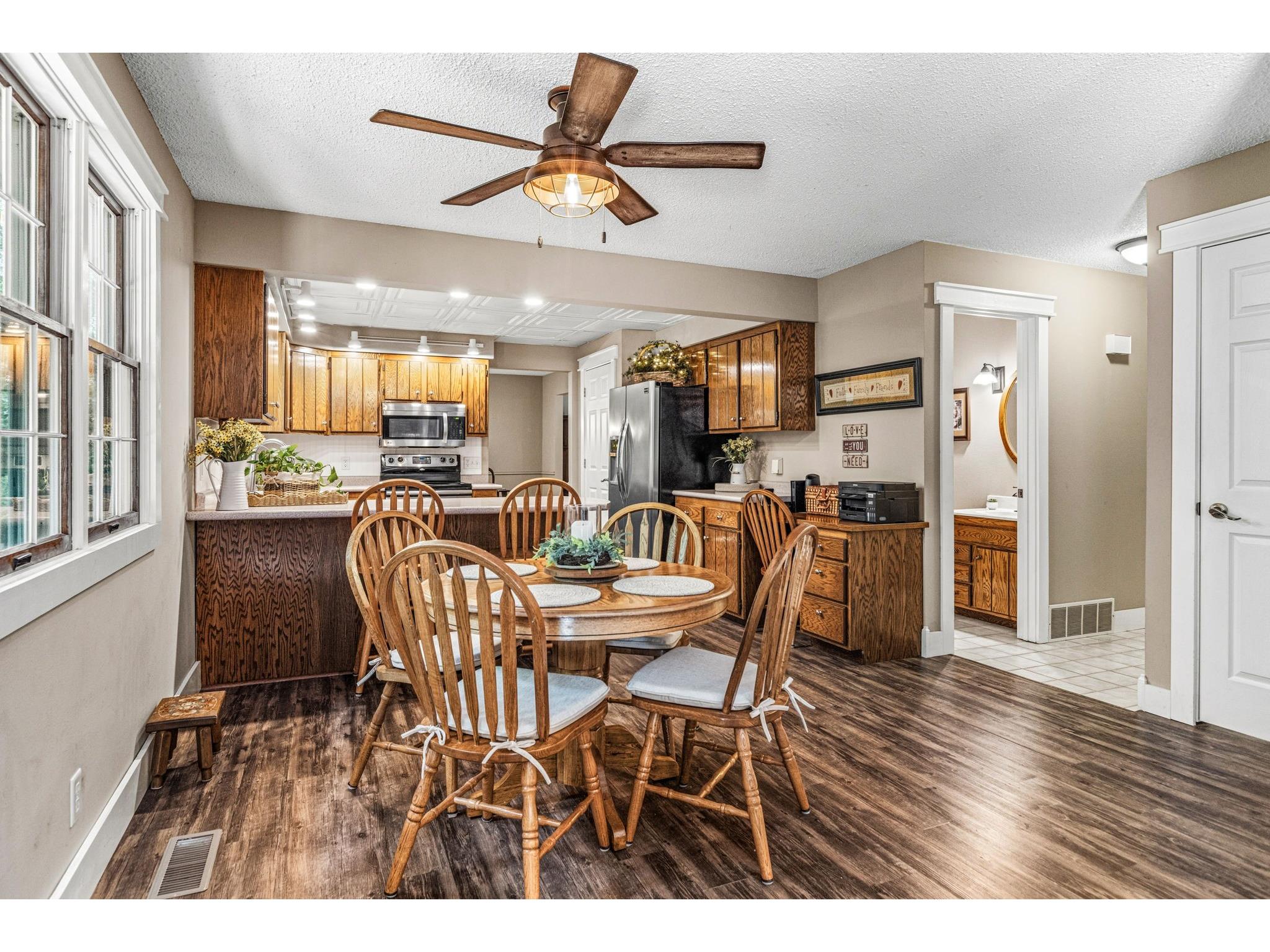 3702 Golf Road Eau Claire WI 54701 1601847 image23