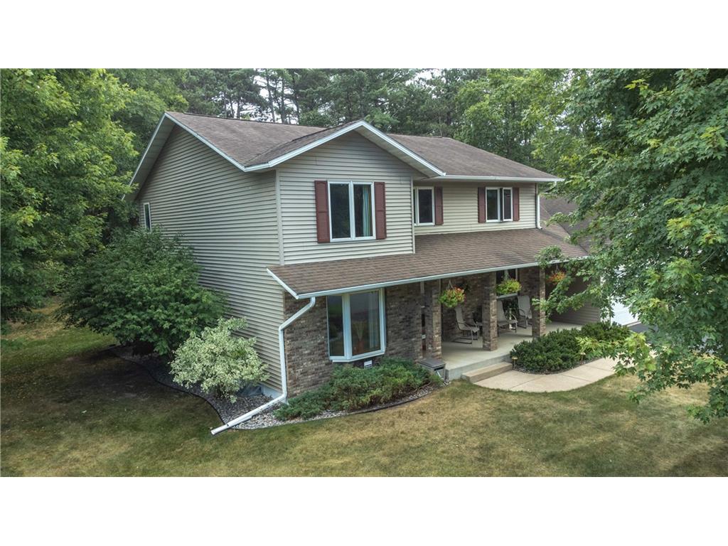 3709 Forest Knoll Drive, Eau Claire, WI, 54701 MLS 1567173 Edina