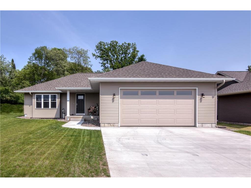 373 Autumn Drive, Altoona, WI 54720 MLS 1531529 Edina Realty