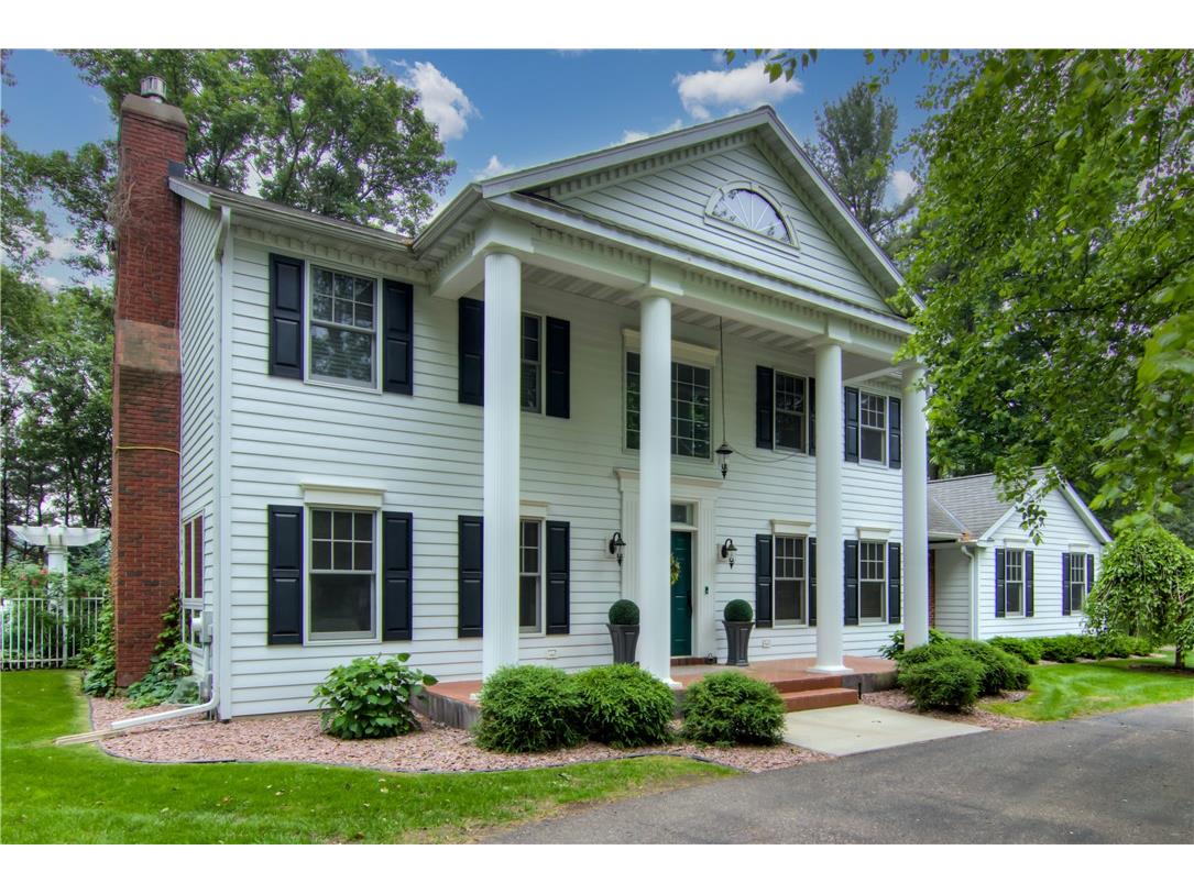 3736 Forest Knoll Drive Eau Claire WI 54701 1589810 image1