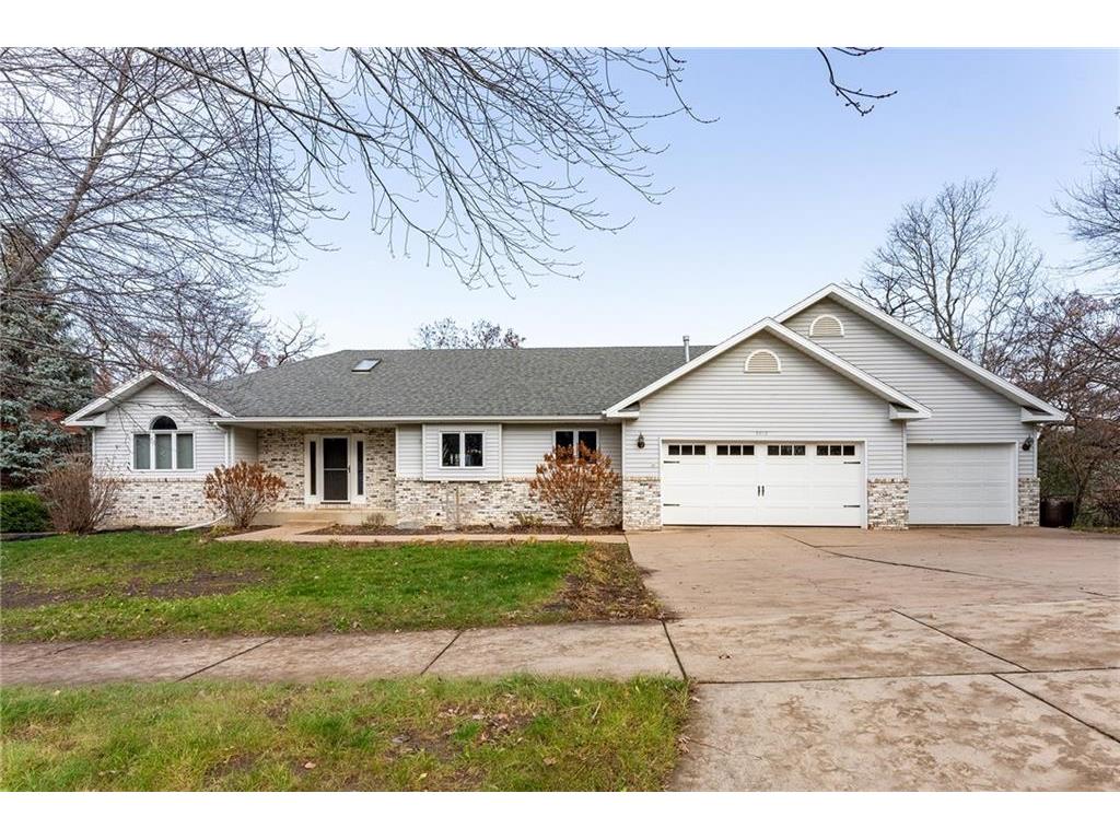 3812 Oak Knoll Drive Eau Claire WI 54701 1578268 image1