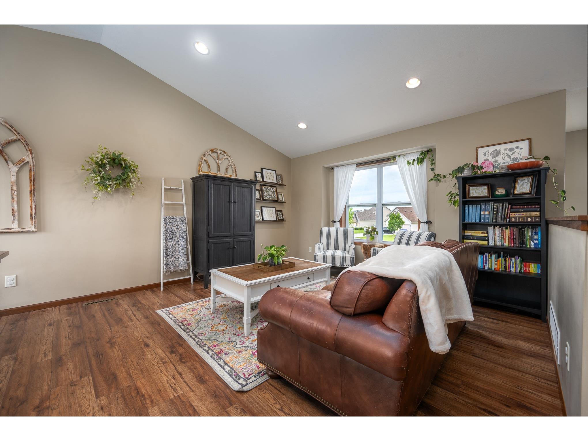 388 Dakota Avenue Roberts WI 54023 1601764 image12