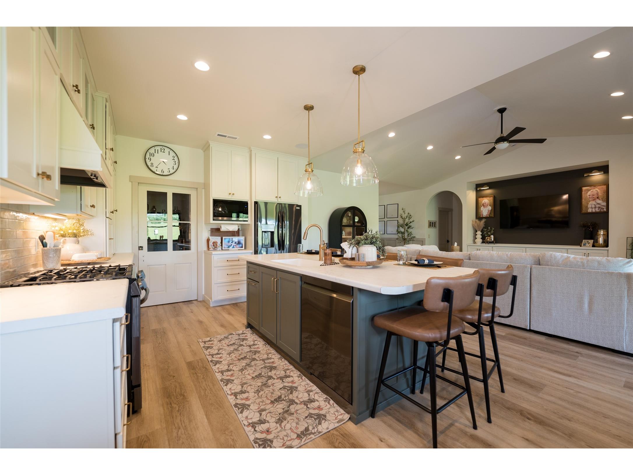 390 Badger Avenue Mondovi WI 54755 1602458 image17