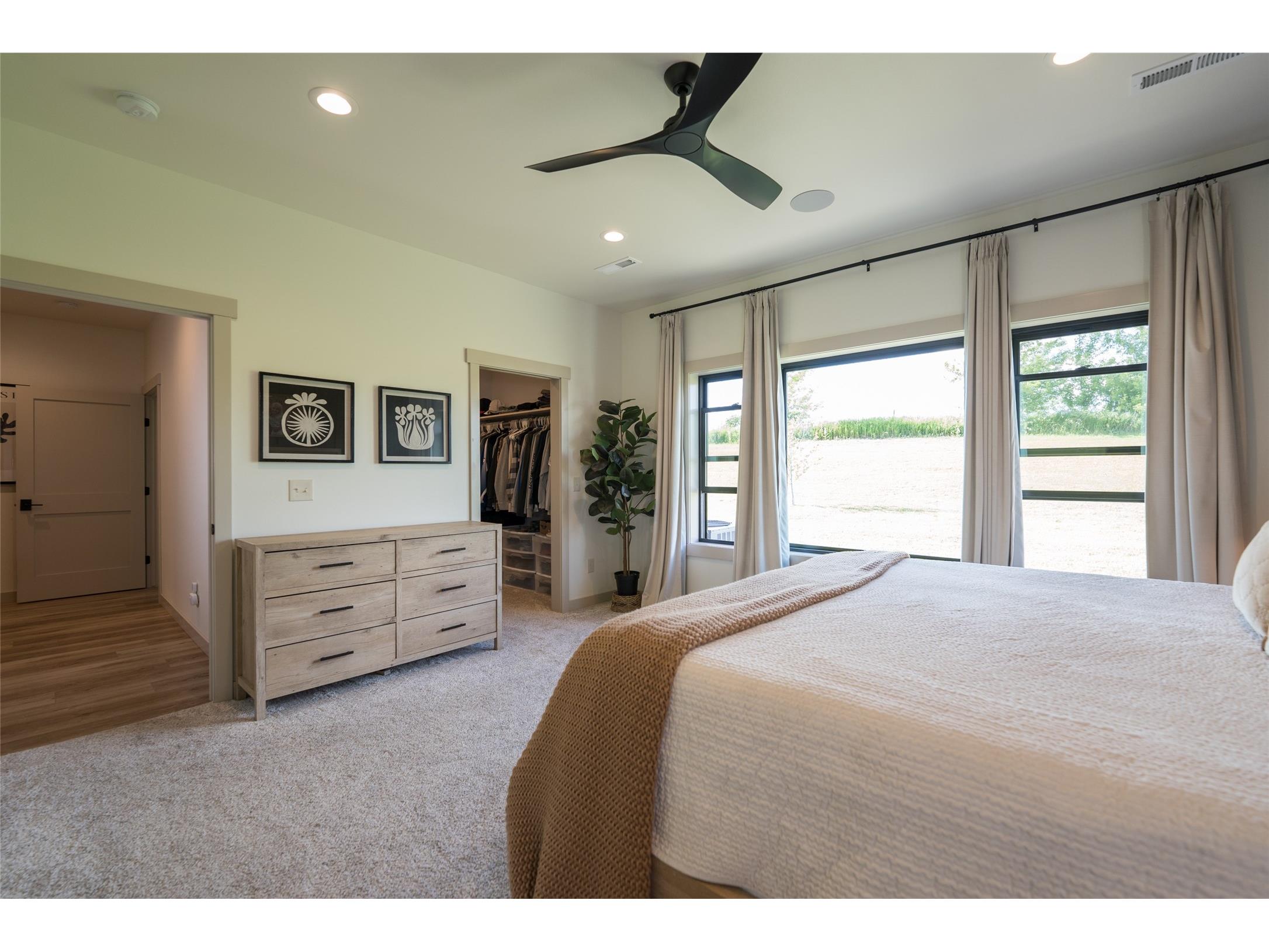 390 Badger Avenue Mondovi WI 54755 1602458 image23