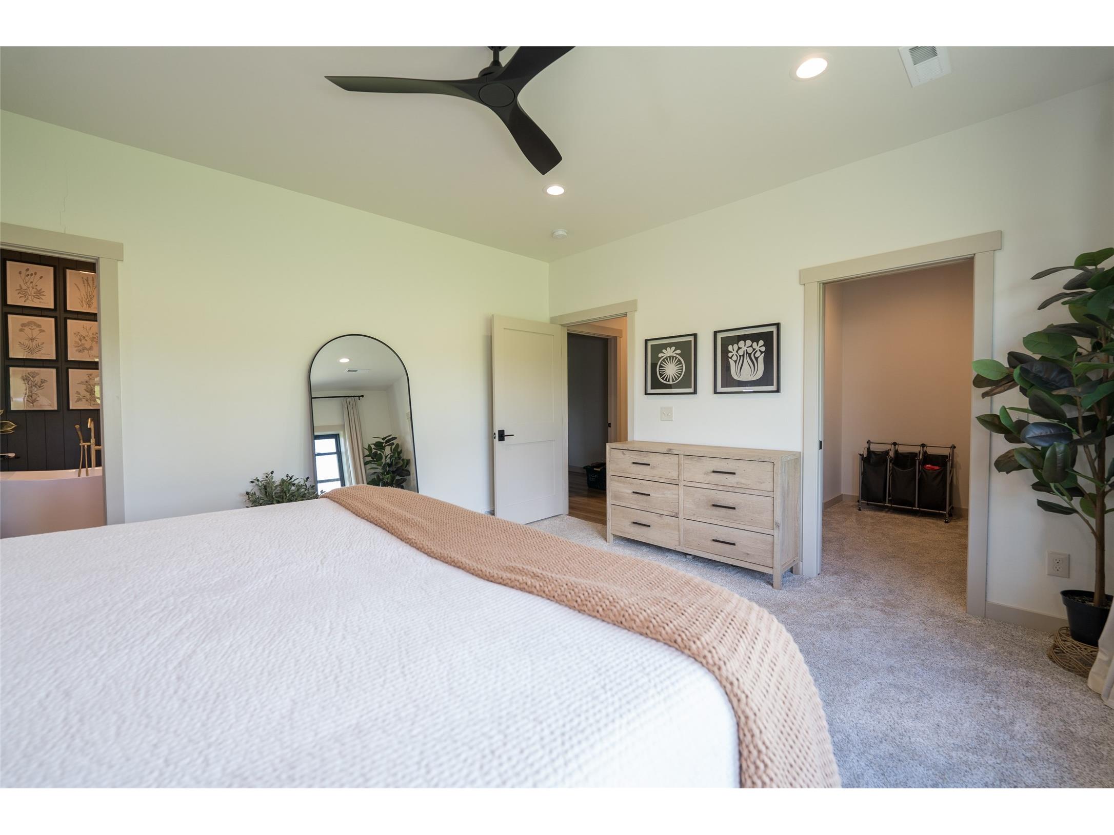 390 Badger Avenue Mondovi WI 54755 1602458 image24