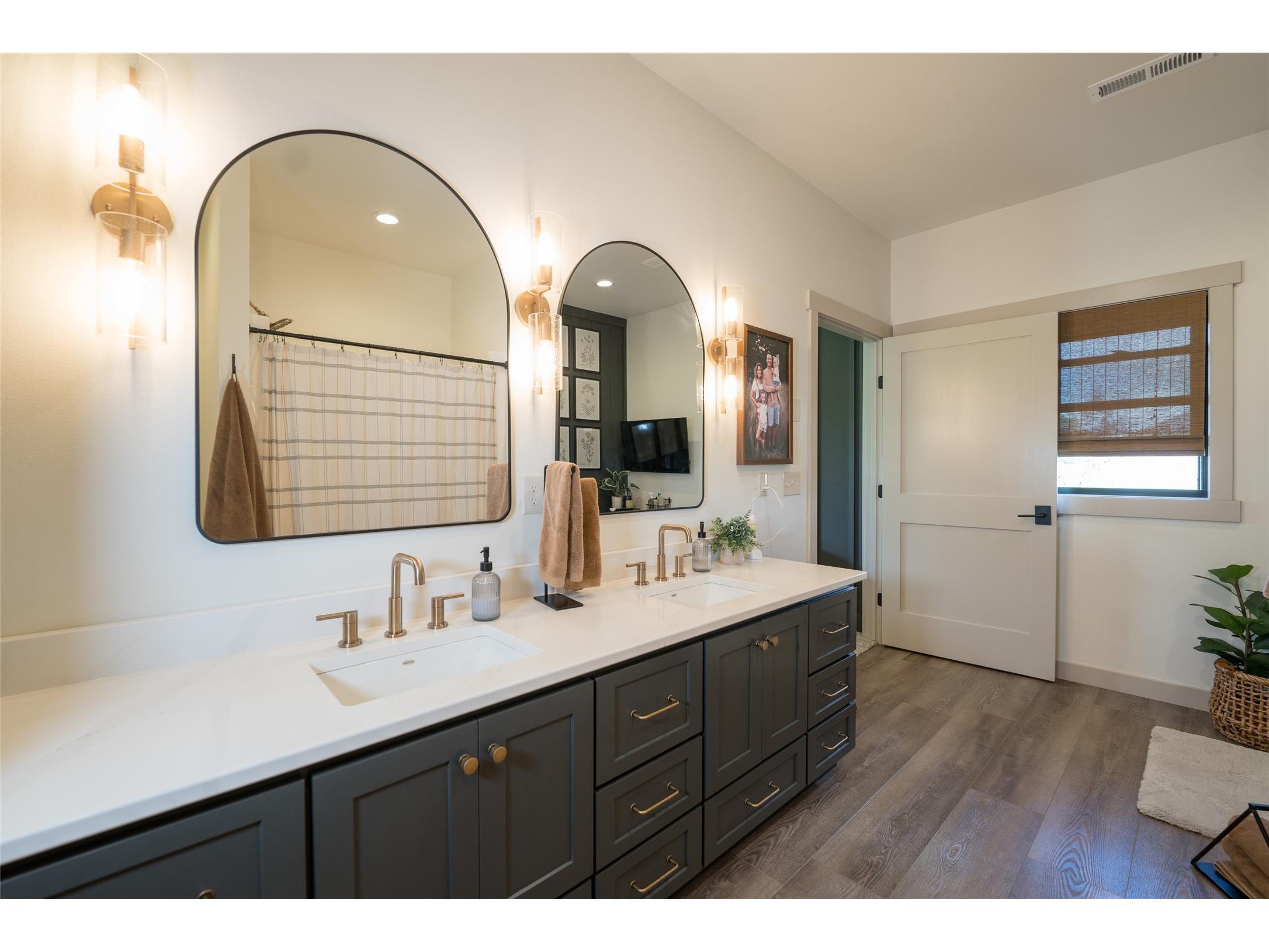390 Badger Avenue Mondovi WI 54755 1602458 image28