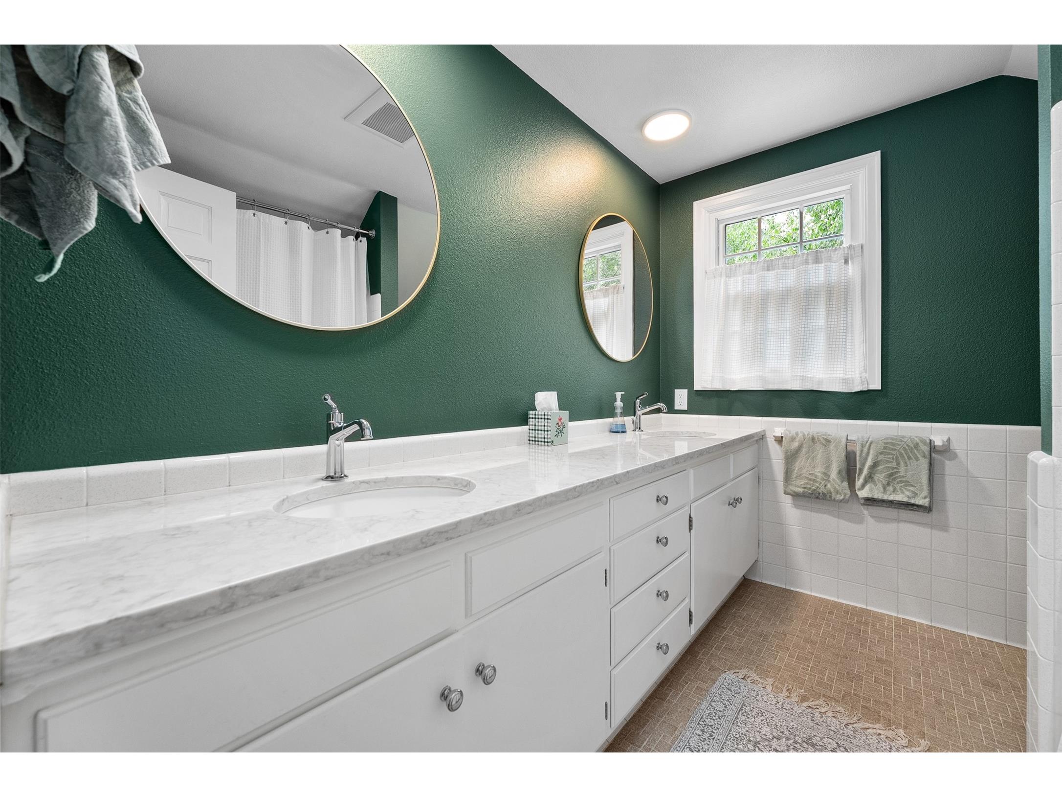 391 Heather Court Eau Claire WI 54701 1601562 image35