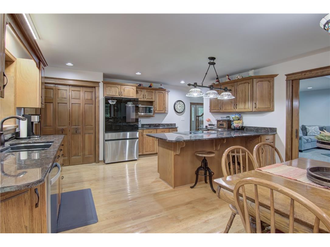 3920 Woodcrest Court Eau Claire WI 54701 1594977 image12