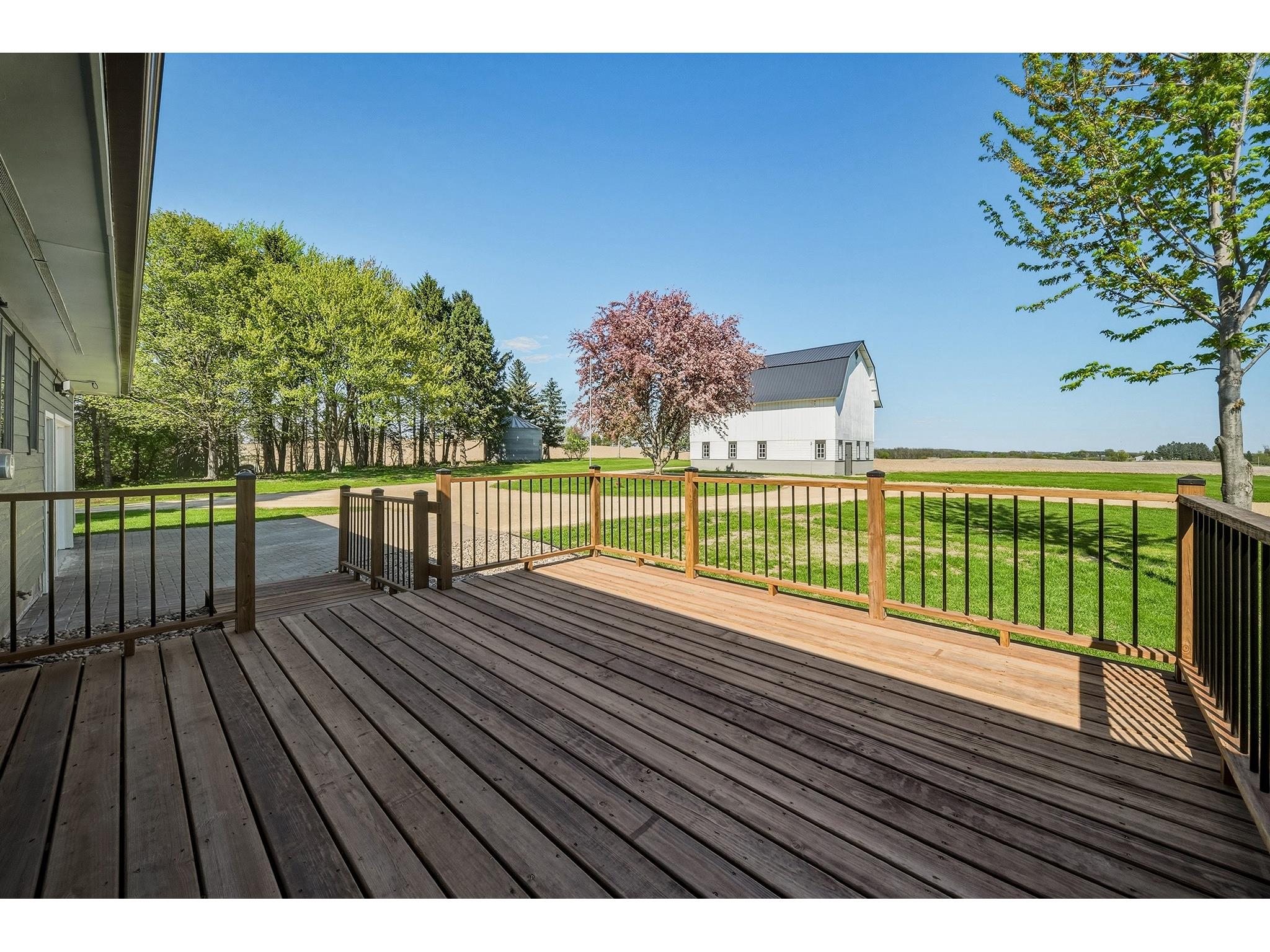 3940 County Road K Ellsworth WI 54011 1600981 image18