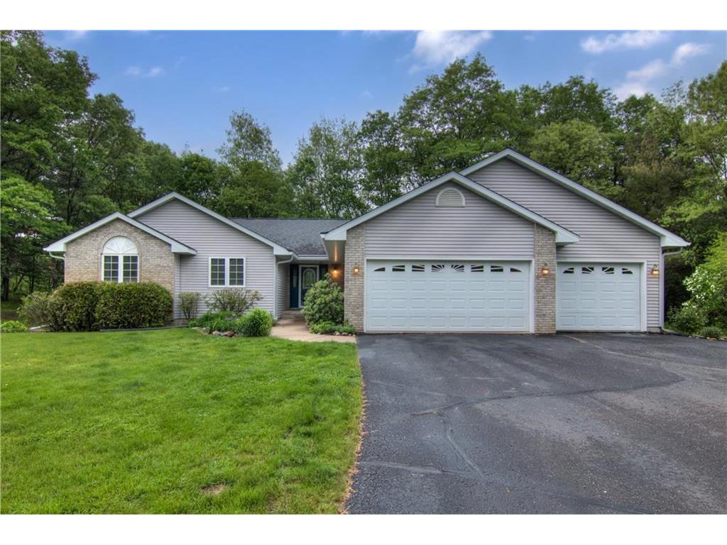 3940 Lila Lane Eau Claire WI 54701 - LOWES CREEK 1582301 image1